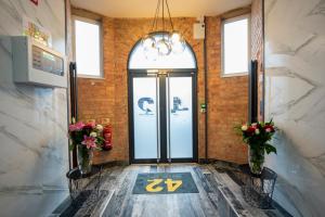 42 apart hotel