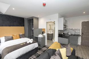 42 apart hotel