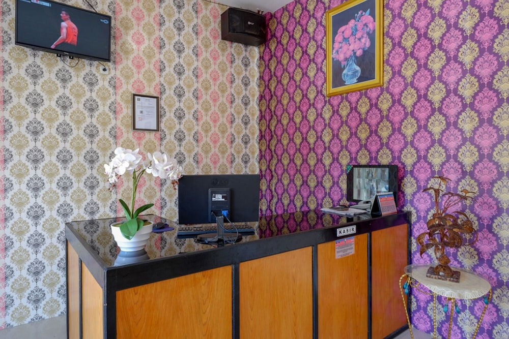 reddoorz hotel grand aulia majene