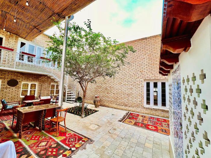 usman heritage hotel