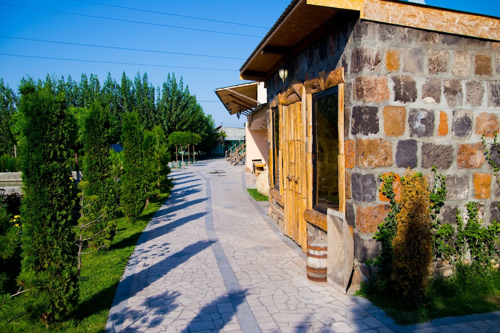 vagharshapat