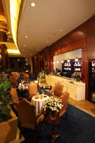 kunming green lake hotel