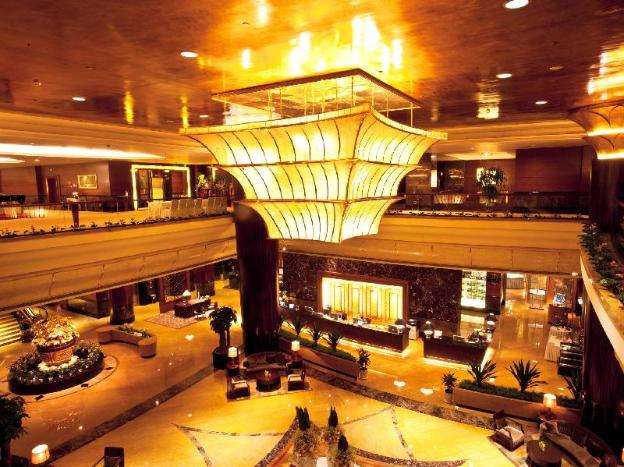 kunming green lake hotel
