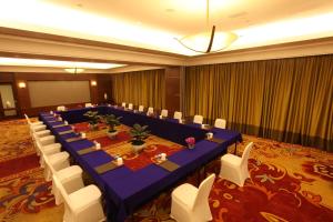 kunming green lake hotel