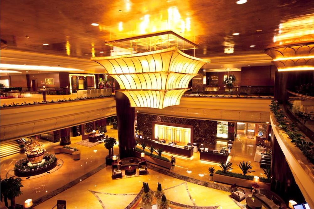 kunming green lake hotel