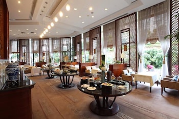 kunming green lake hotel