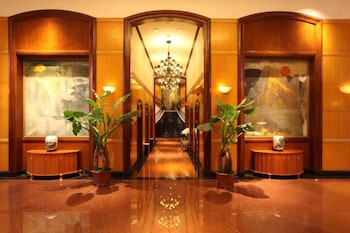 kunming green lake hotel