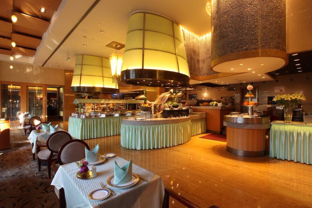 kunming green lake hotel