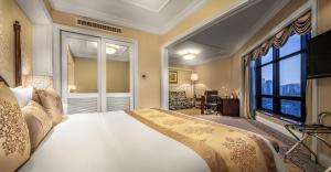 kunming green lake hotel