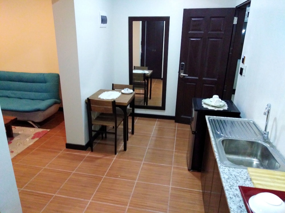 venezia suites hotel iloilo