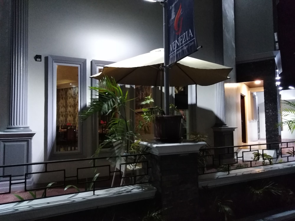 venezia suites hotel iloilo