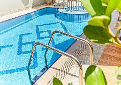 rose plaza hotel al barsha
