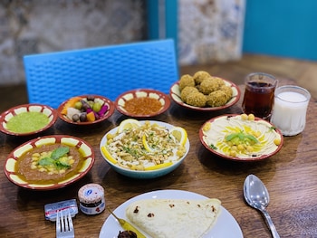 rose plaza hotel al barsha