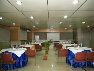 hotel crestwood
