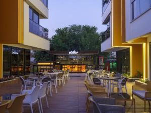 elysium green suites