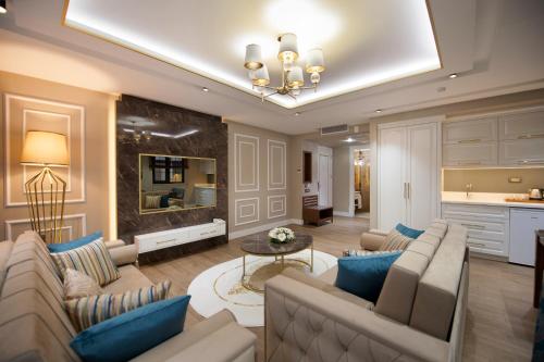 elysium green suites