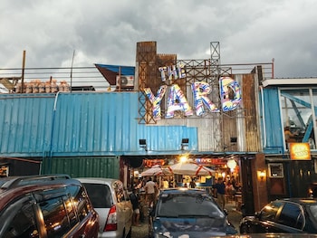 food district hostel ortigas kapitolyo