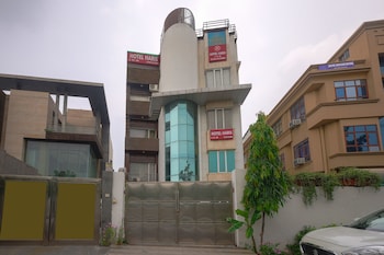 Hotel Haris Mg Road Gurugram,J10/6 Dlf Phase 2, Opposite Sahara Mall, M.G. Road,3 star