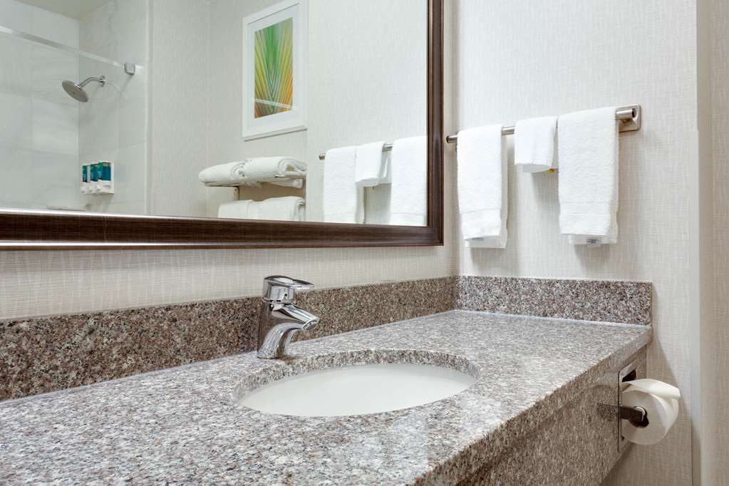 drury inn and suites greenville