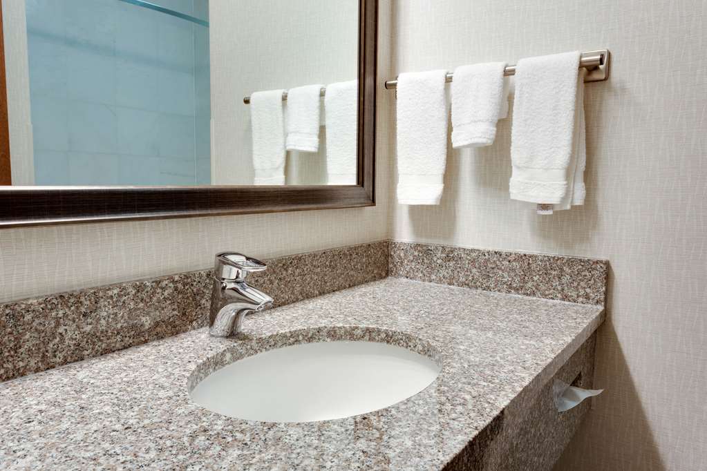 drury inn and suites greenville