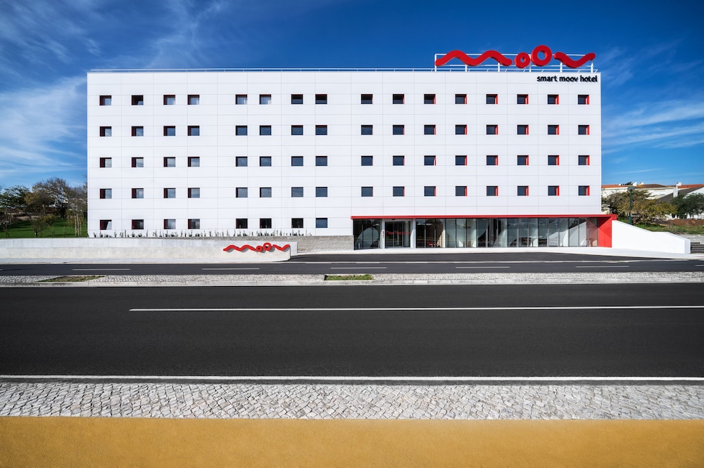 moov hotel oeiras