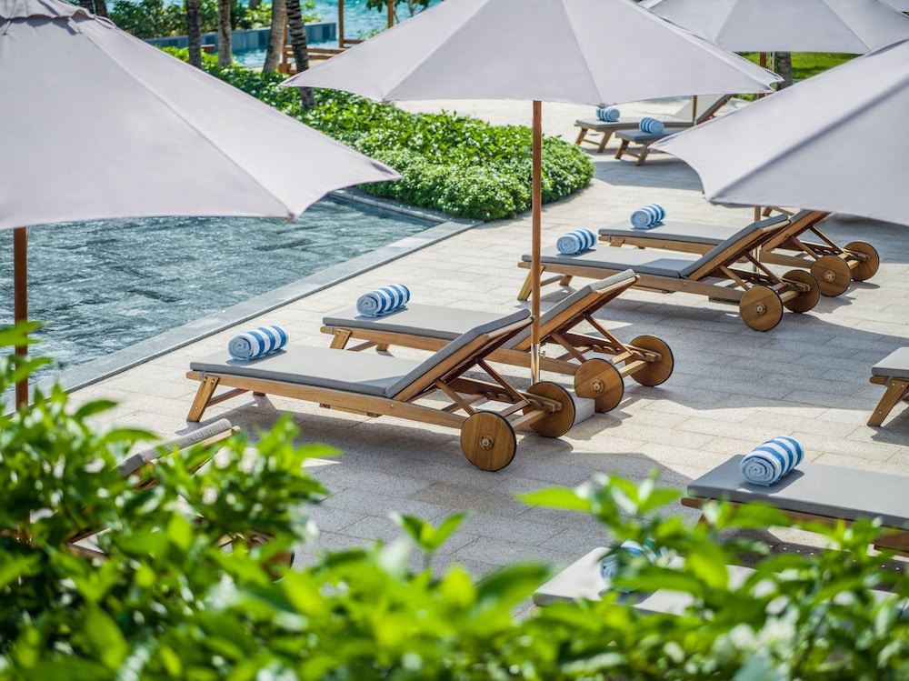 new world phu quoc resort