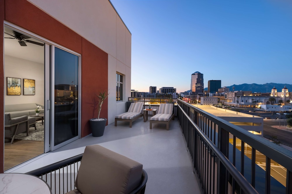 Doubletree By Hilton Tucson Downtown Convention Center,Tucson>>Pima,4 star