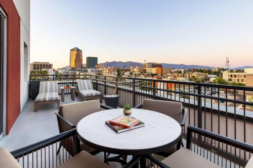 doubletree by hilton tucson downtown convention center