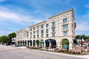 the hamilton alpharetta curio collection by hilton