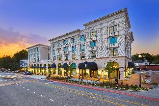 the hamilton alpharetta curio collection by hilton