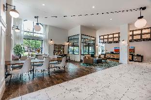 the hamilton alpharetta curio collection by hilton