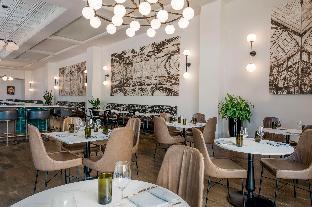 the hamilton alpharetta curio collection by hilton