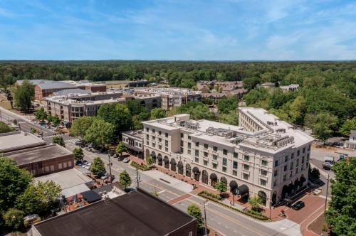 the hamilton alpharetta curio collection by hilton