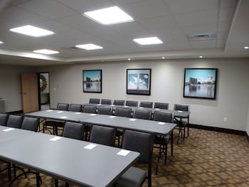 best western plus mcpherson