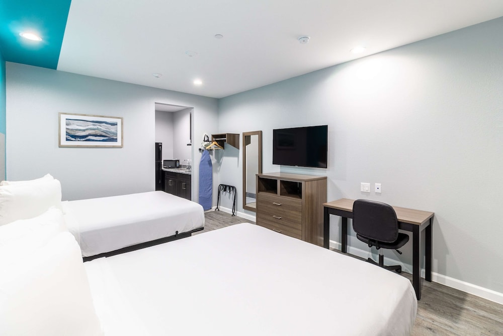 americas best value inn and suites kingwood iah airport