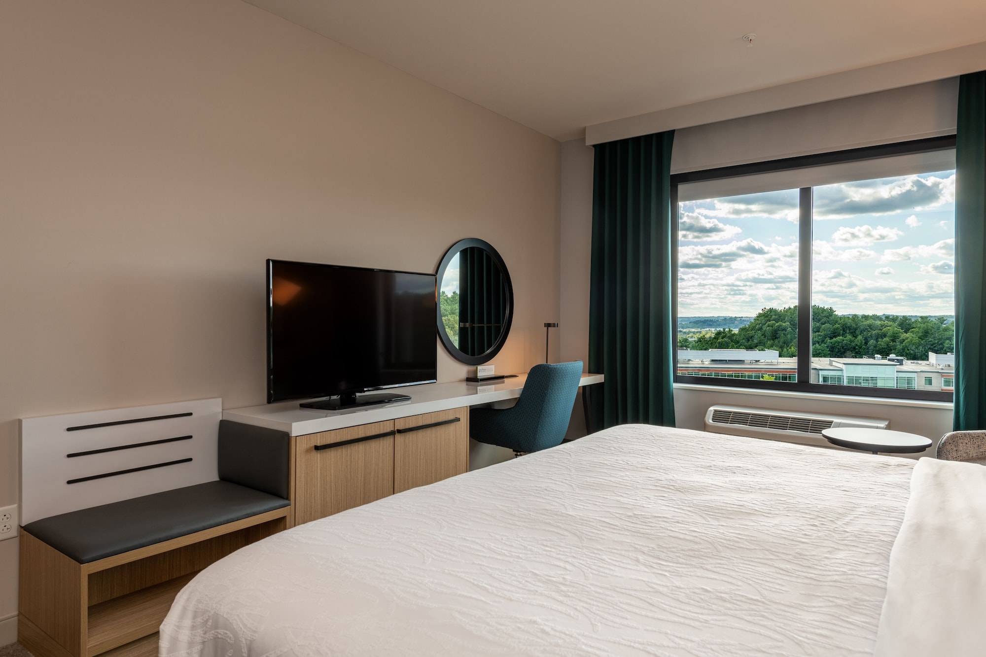 hilton garden inn boston canton