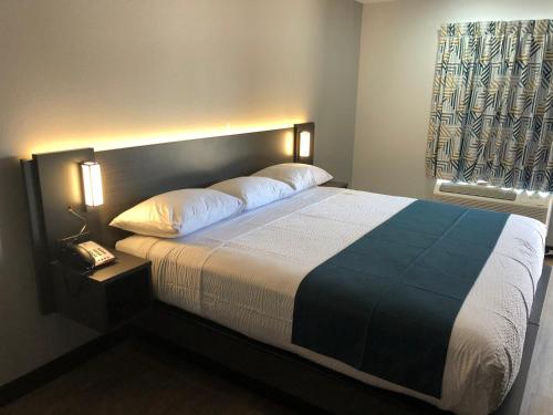 studio 6 waco tx downtown baylor