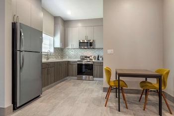 clarion pointe port arthur beaumont south