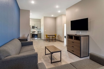 clarion pointe port arthur beaumont south