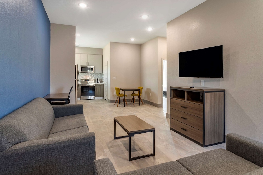 clarion pointe port arthur beaumont south