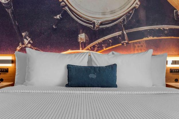 cambria hotel austin airport