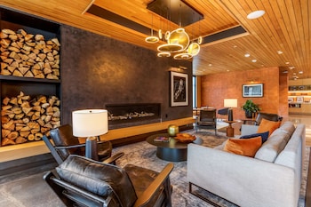 cambria hotel austin airport