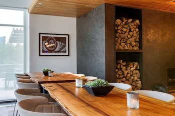 cambria hotel austin airport