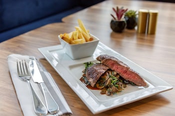 cambria hotel austin airport