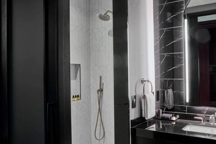 daxton hotel birmingham curio collection by hilton