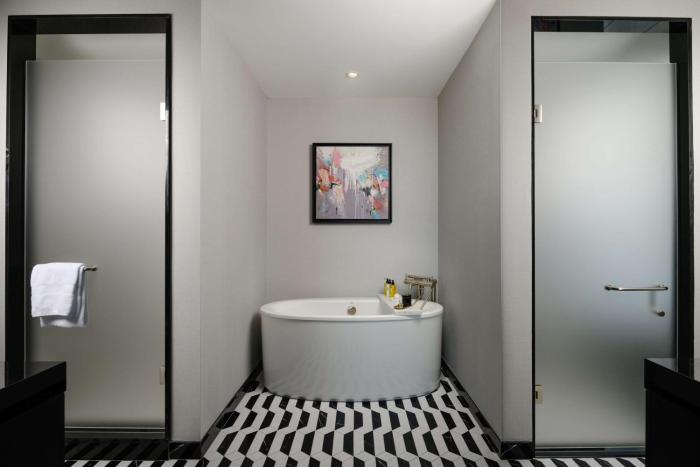 daxton hotel birmingham curio collection by hilton