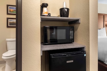 comfort inn and suites euless dfw west