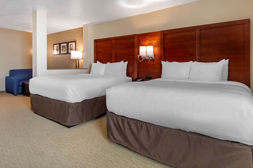 comfort inn and suites euless dfw west