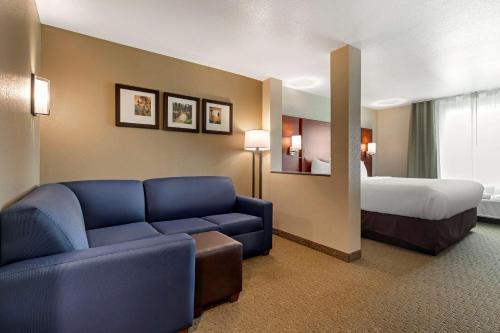 comfort inn and suites euless dfw west