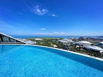 Hilton Hainan Ocean Flower Island,,4 star